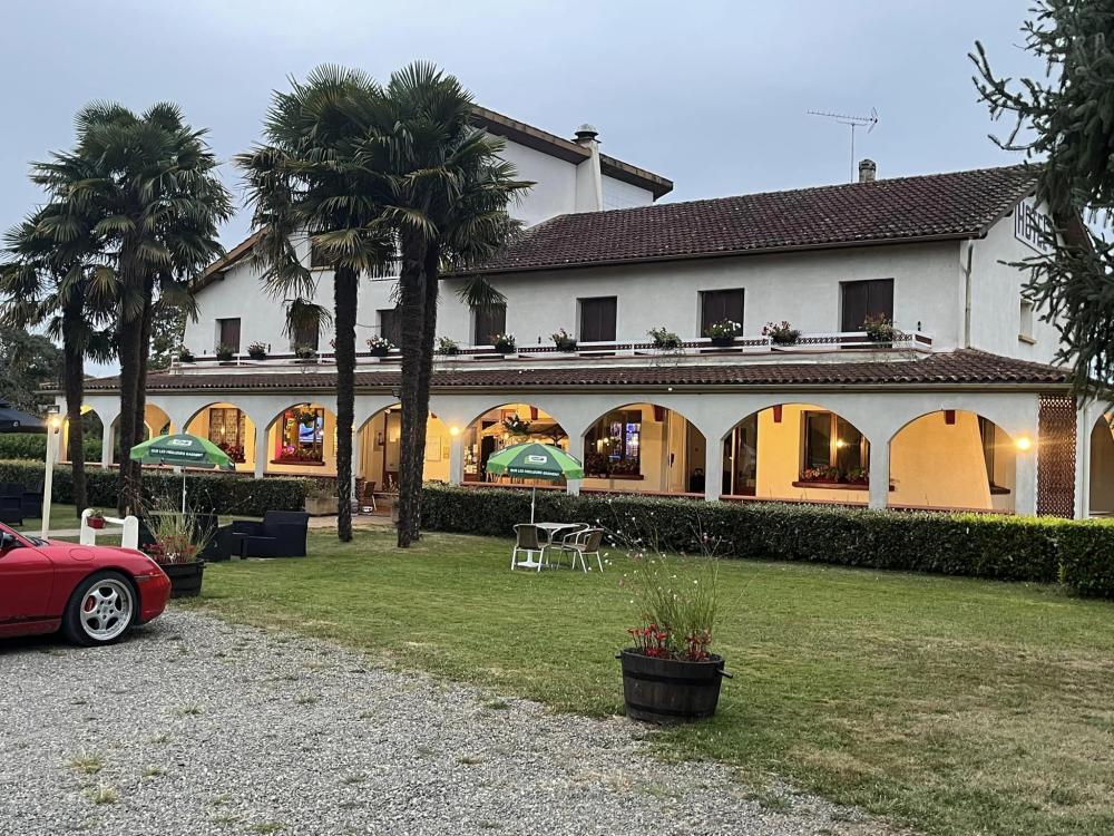 Le Relais ** du Pont d'Arcole- hôtel restaurant